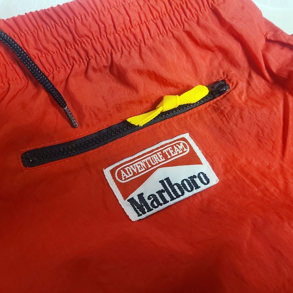 Marlboro Adventure Team Red Shorts - Picture 1 of 3